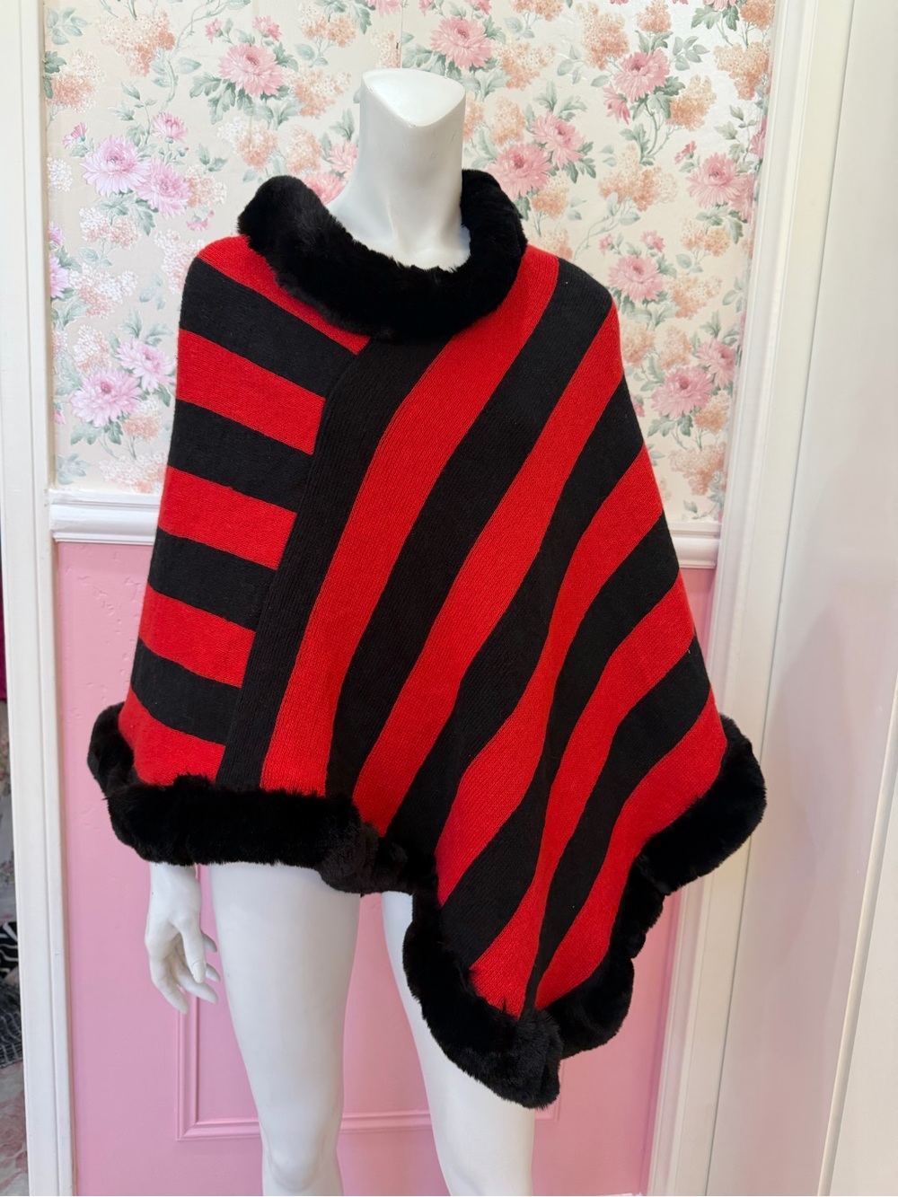 American Vintage Red and Black Striped Fur-Trim Poncho